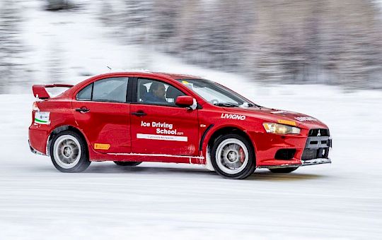 Gallery Experience Laps - MITSUBISHI LANCER EVO IX / X "Performance" - 2/3