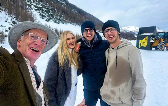 Gallery SIAMO SU SCHERZI A PARTE! - 645675655 1484539583675208 456884249252916322 N - 1/8